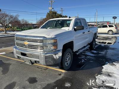 2016 Chevrolet Silverado 2500HD Extended-Cab Pickup Truck