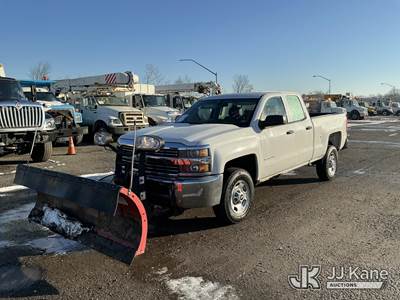 2015 Chevrolet Silverado 2500HD 4x4 Extended-Cab Pickup Truck