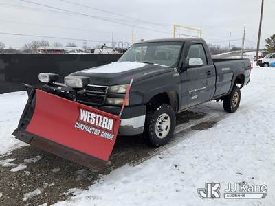 2005 Chevrolet Silverado 2500HD 4x4 Pickup Truck