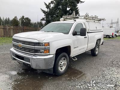 2015 Chevrolet Silverado 2500HD 4x4 Pickup Truck