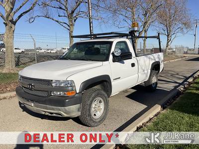 2001 Chevrolet Silverado 2500HD Pickup Truck