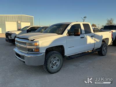 2019 Chevrolet Silverado 2500HD 4x4 Extended-Cab Pickup Truck