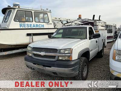 2003 Chevrolet Silverado 2500HD Service Truck