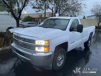 2015 Chevrolet Silverado 2500HD Pickup Truck