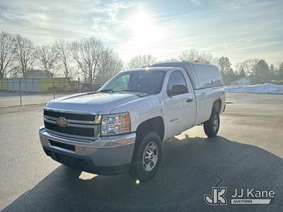 2013 Chevrolet Silverado 2500HD 4x4 Pickup Truck