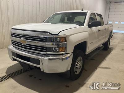 2018 Chevrolet Silverado 2500HD 4x4 Crew-Cab Pickup Truck