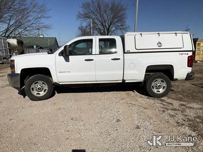 2016 Chevrolet Silverado 2500HD 4x4 Extended Cab Pickup Truck