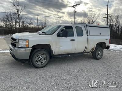 2012 Chevrolet Silverado 2500HD 4x4 Extended-Cab Pickup Truck