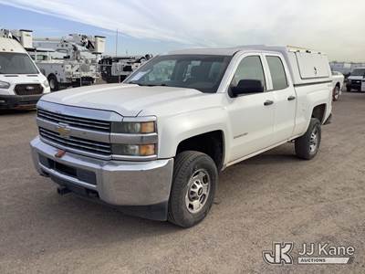 2015 Chevrolet Silverado 2500HD Extended-Cab Pickup Truck