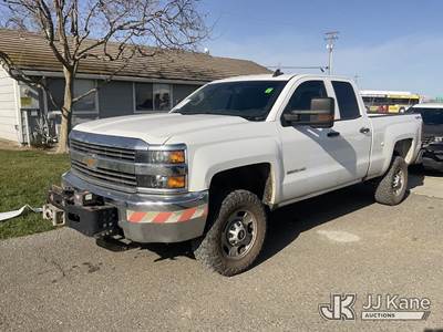 2016 Chevrolet Silverado 2500HD Extended-Cab Pickup Truck