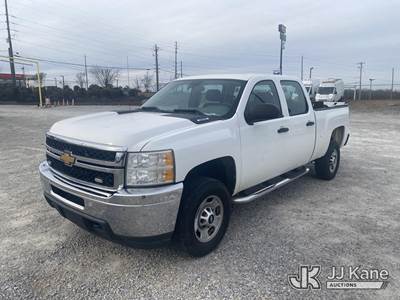 2014 Chevrolet Silverado 2500HD 4x4 Crew-Cab Pickup Truck