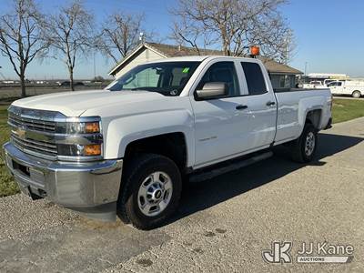 2017 Chevrolet Silverado 2500HD Extended-Cab Pickup Truck