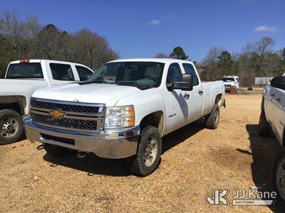 2013 Chevrolet Silverado 2500HD 4x4 Crew-Cab Pickup Truck