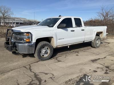 2016 Chevrolet Silverado 2500HD Extended-Cab Pickup Truck