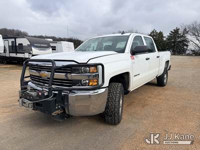 2018 Chevrolet Silverado 2500HD 4x4 Crew-Cab Pickup Truck