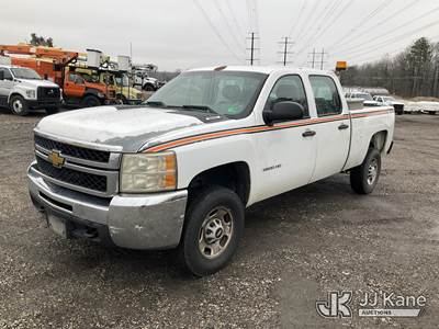 2012 Chevrolet Silverado 2500HD Crew-Cab Pickup Truck