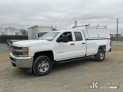 2018 Chevrolet Silverado 2500HD 4x4 Extended-Cab Pickup Truck
