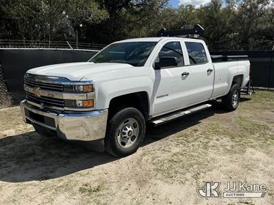 2016 Chevrolet Silverado 2500HD 4x4 Crew-Cab Pickup Truck