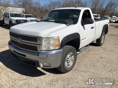 2008 Chevrolet Silverado 2500HD 4x4 Pickup Truck