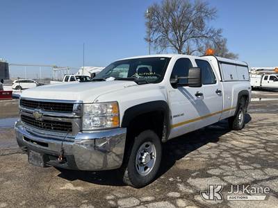 2009 Chevrolet Silverado 2500HD 4x4 Crew-Cab Pickup Truck