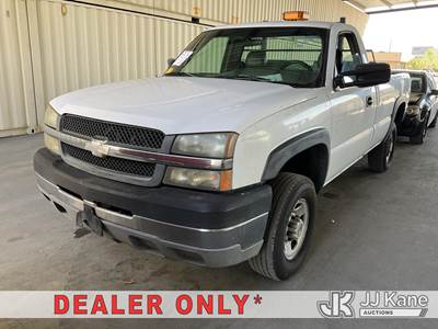 2003 Chevrolet Silverado 2500HD 2WD Pickup Truck