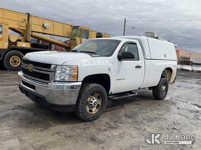 2013 Chevrolet Silverado 2500HD 4x4 Pickup Truck