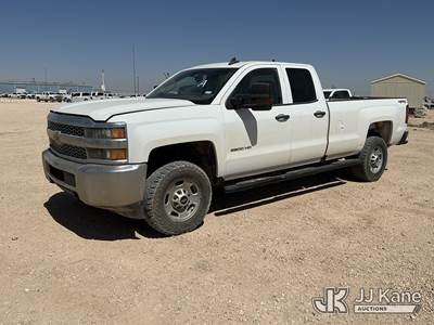 2019 Chevrolet Silverado 2500HD 4x4 Extended-Cab Pickup Truck