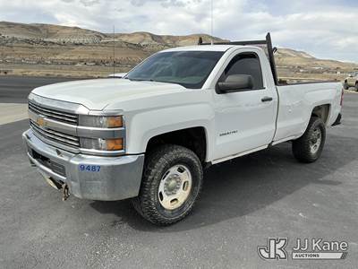 2016 Chevrolet Silverado 2500HD 4x4 Pickup Truck