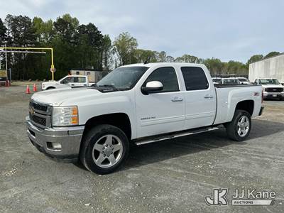 2013 Chevrolet Silverado 2500HD 4X4 Extended-Cab Pickup Truck