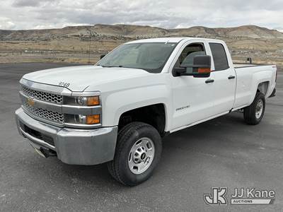 2019 Chevrolet Silverado 2500HD 4x4 Extended-Cab Pickup Truck