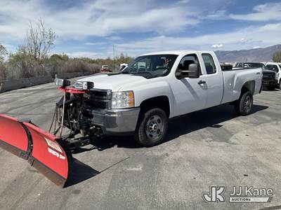 2013 Chevrolet Silverado 2500HD 4x4 Extended-Cab Pickup Truck