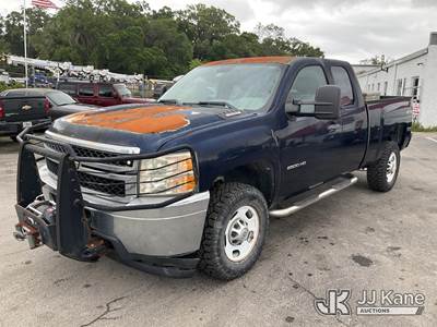 2011 Chevrolet Silverado 2500HD 4x4 Extended-Cab Pickup Truck