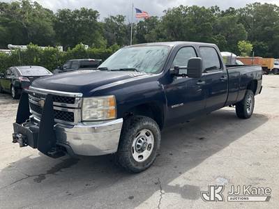 2011 Chevrolet Silverado 2500HD 4x4 Crew-Cab Pickup Truck
