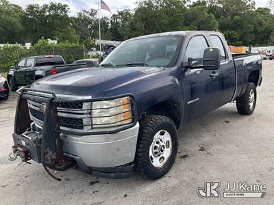 2011 Chevrolet Silverado 2500HD 4x4 Extended-Cab Pickup Truck