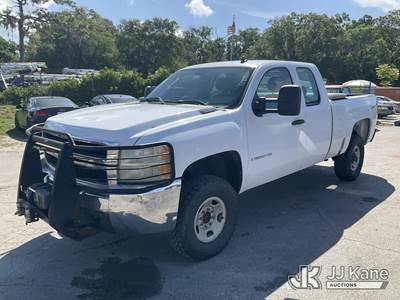 2008 Chevrolet Silverado 2500HD 4x4 Extended-Cab Pickup Truck