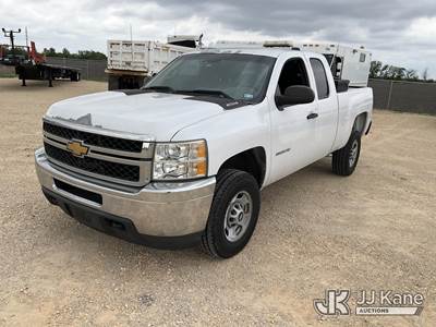 2012 Chevrolet Silverado 2500HD Extended-Cab Pickup Truck