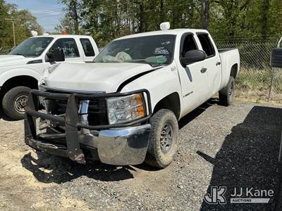 2009 Chevrolet Silverado 2500HD 4x4 Crew-Cab Pickup Truck