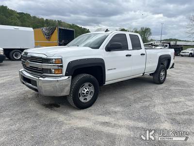 2016 Chevrolet Silverado 2500HD Extended-Cab Pickup Truck