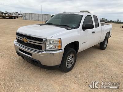 2012 Chevrolet Silverado 2500HD Extended-Cab Pickup Truck