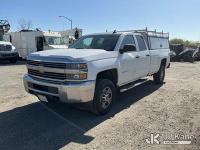 2016 Chevrolet Silverado 2500HD 4x4 Extended-Cab Pickup Truck