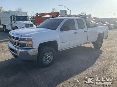 2018 Chevrolet Silverado 2500HD Extended-Cab Pickup Truck