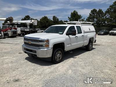 2018 Chevrolet Silverado 2500HD 4x4 Extended-Cab Pickup Truck