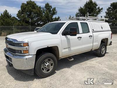 2018 Chevrolet Silverado 2500HD 4x4 Extended-Cab Pickup Truck