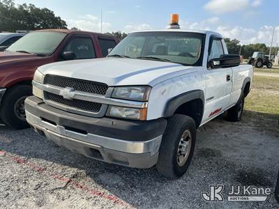 2003 Chevrolet Silverado 2500HD Pickup Truck
