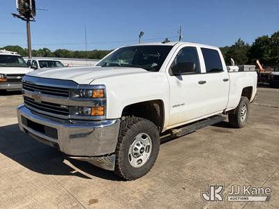 2017 Chevrolet Silverado 2500HD 4x4 Crew-Cab Pickup Truck