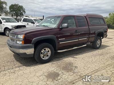 2003 Chevrolet Silverado 2500HD Extended-Cab Pickup Truck