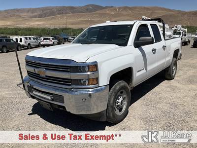 2015 Chevrolet Silverado 2500HD Crew-Cab Pickup Truck