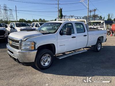 2011 Chevrolet Silverado 2500HD 4x4 Crew-Cab Pickup Truck