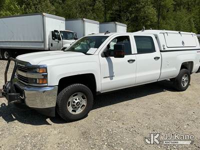 2015 Chevrolet Silverado 2500HD Crew-Cab Pickup Truck