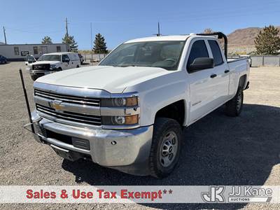 2015 Chevrolet Silverado 2500HD 4x4 Extended-Cab Pickup Truck